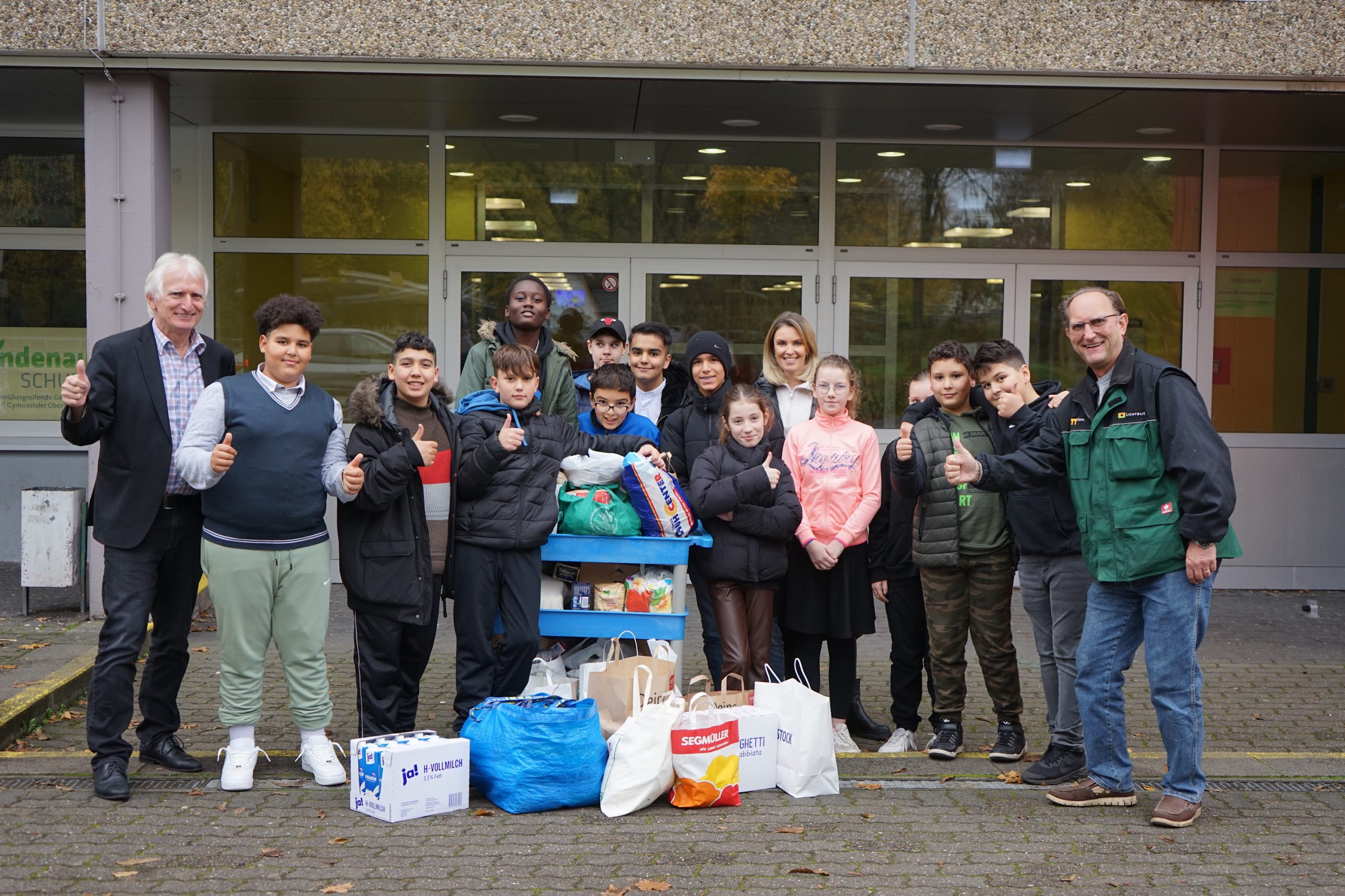 Lindenauschule unterstützt Hanauer Tafel wieder mit Sachspenden