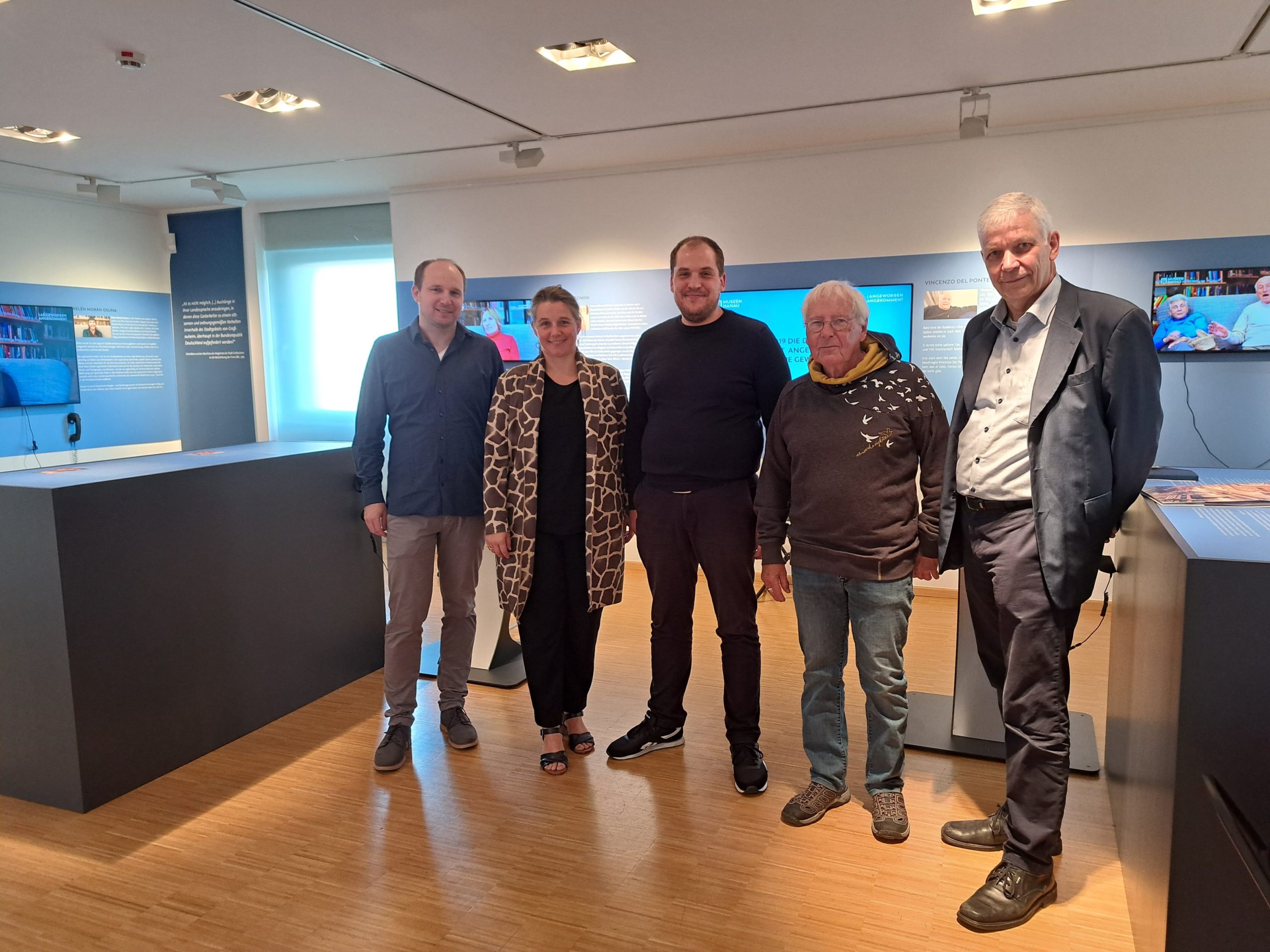 Marburger Historiker besuchen Schülerausstellung