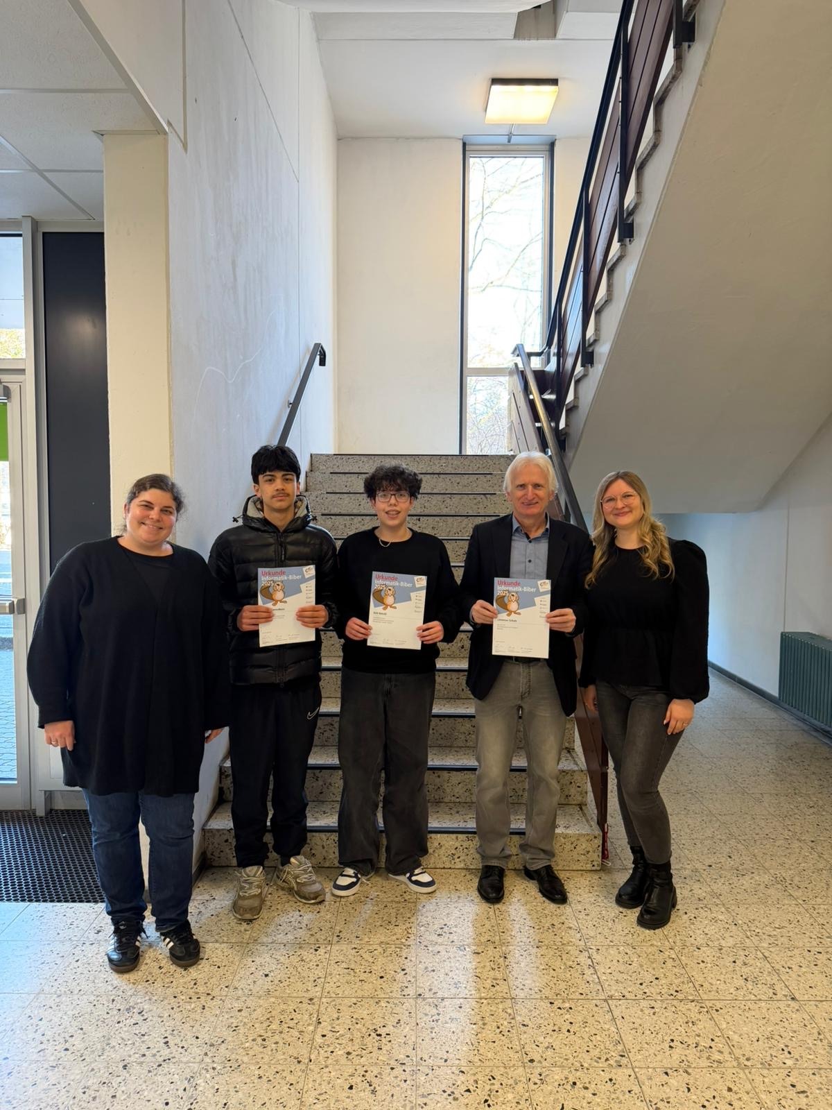 Erfolgreiche Teilnahme am bundesweiten Wettbewerb Informatik-Biber